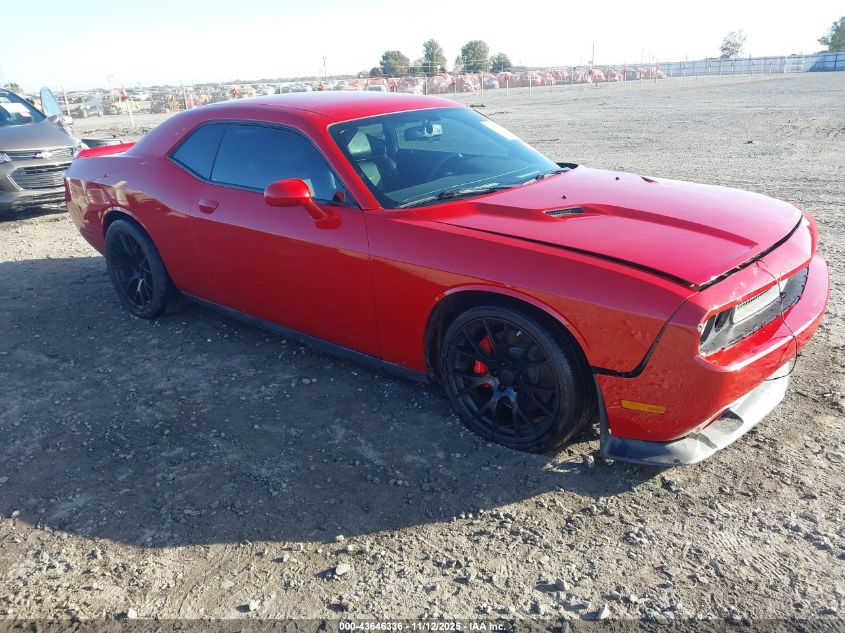 DODGE CHALLENGER SRT8 392