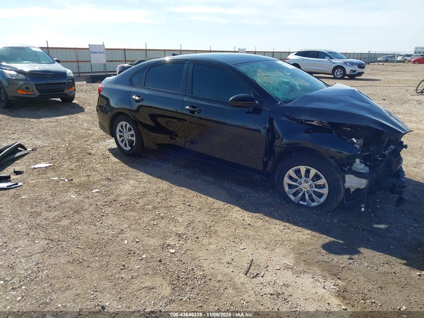 2021 KIA FORTE FE - 3KPF24AD1ME375664