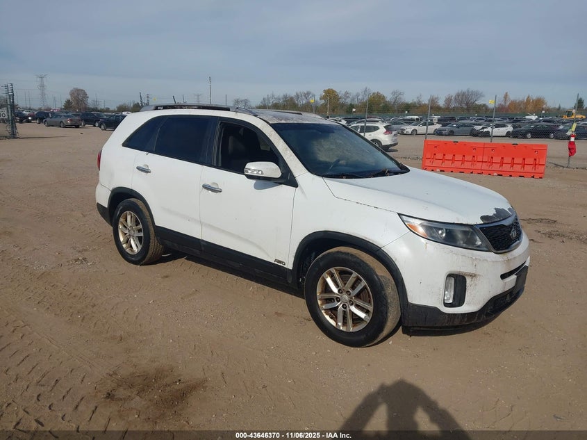 2014 KIA SORENTO LX - 5XYKTCA63EG508436