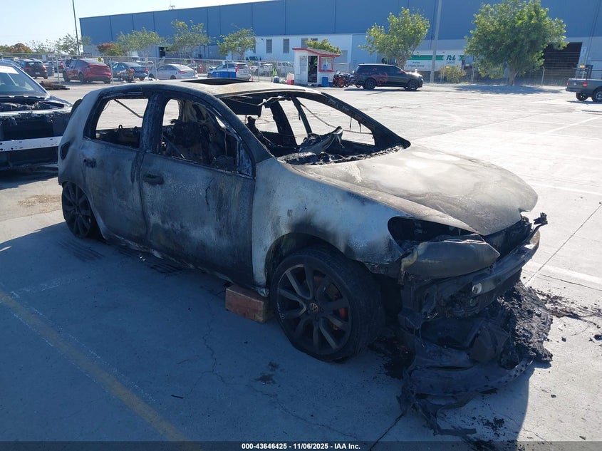 VOLKSWAGEN GOLF GTI 4-DOOR AUTOBAHN