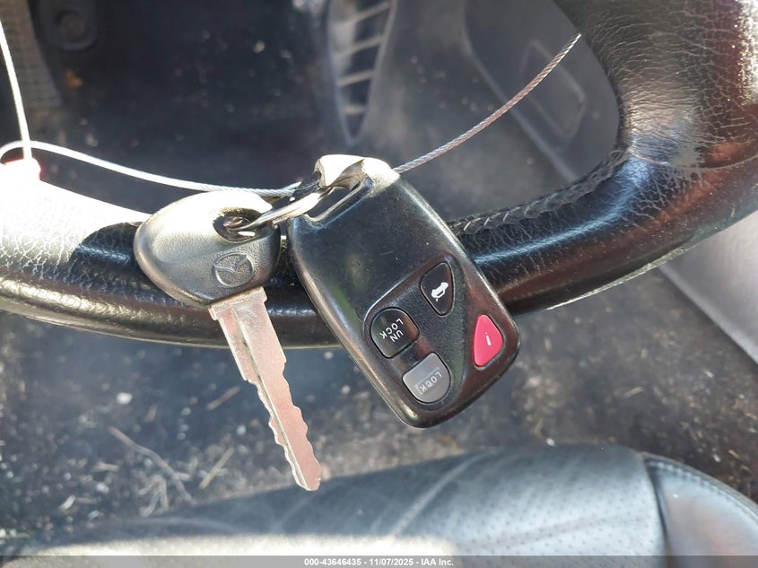 2003 Mazda Mx-5 Miata Cloth/Ls/Se/Shinsen VIN: JM1NB353630312719 Lot: 43646435