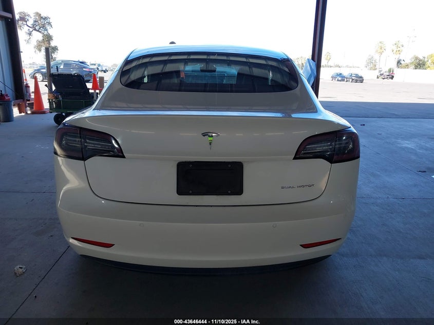2022 Tesla Model 3 Long Range Dual Motor All-Wheel Drive VIN: 5YJ3E1EB2NF136170 Lot: 43646444