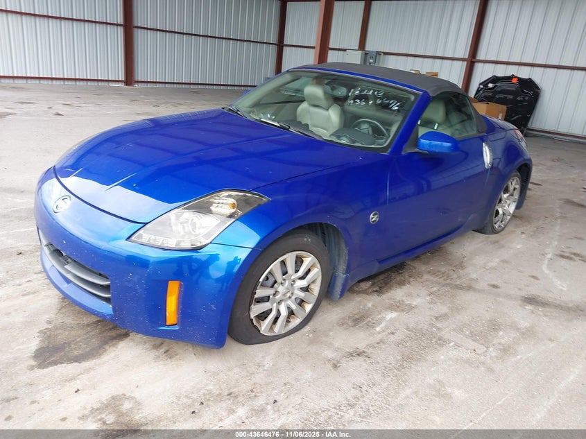 JN1AZ36A26M454198 2006 NISSAN 350Z photo no. 2