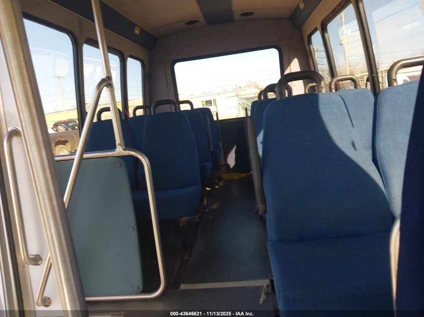 2014 Ford E-350 Cutaway VIN: 1FDEE3FL4EDA13405 Lot: 43646621