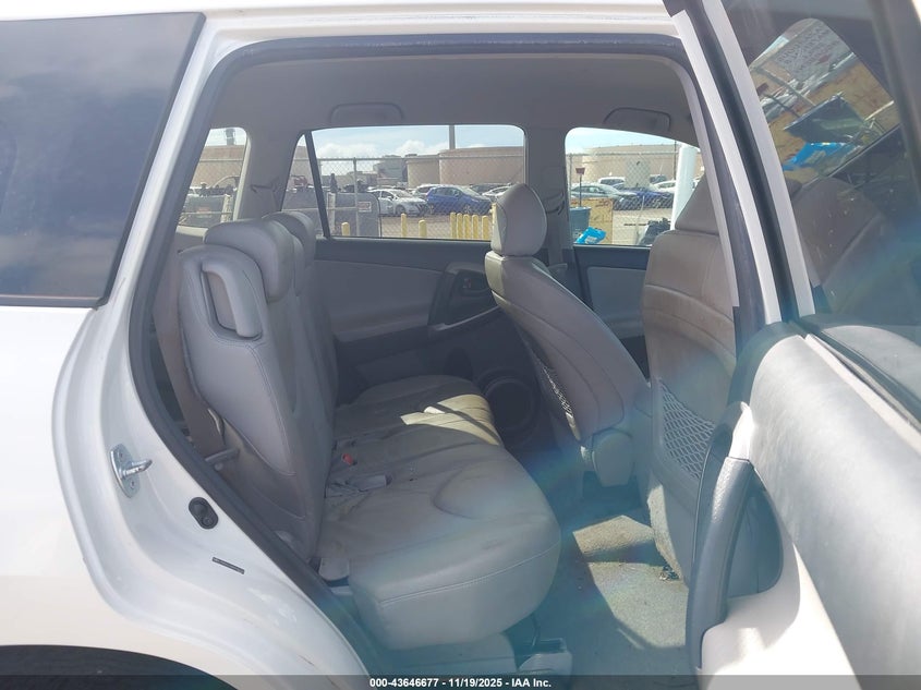 2008 Toyota Rav4 Limited V6 VIN: JTMZK31V085020776 Lot: 43646677