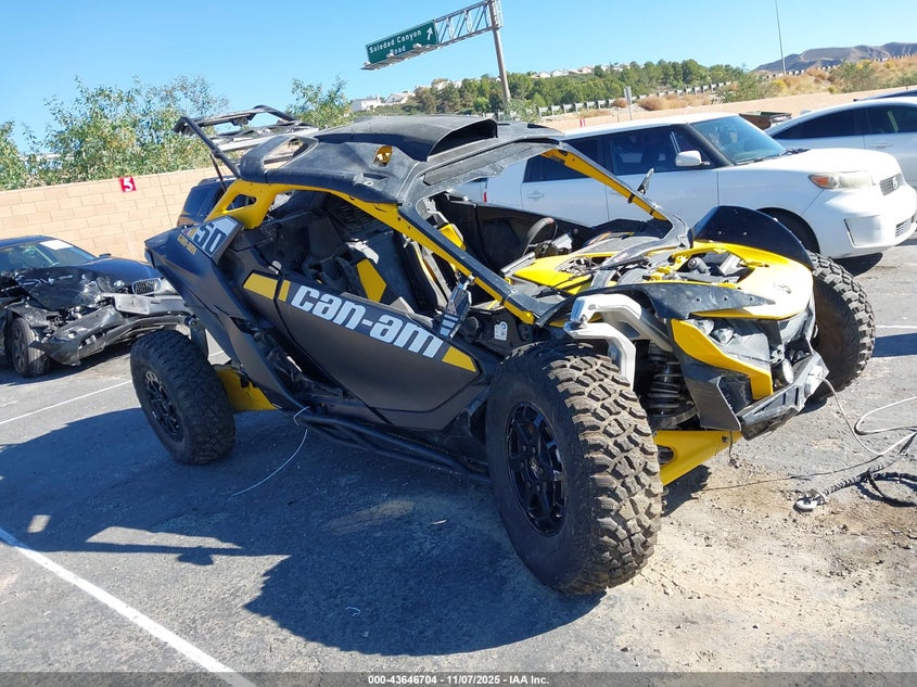 2024 CAN-AM MAVERICK R X RS - 3JB8XAT43RE001010