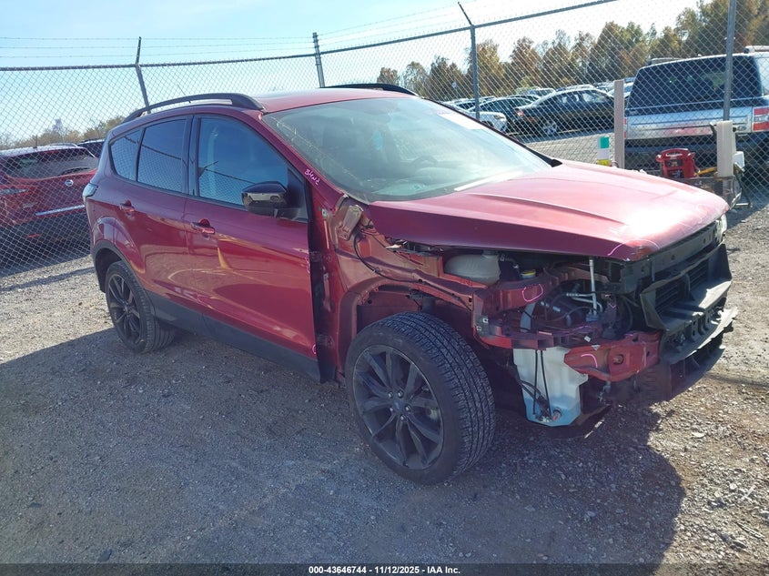 2017 FORD ESCAPE SE - 1FMCU0GD8HUC21906