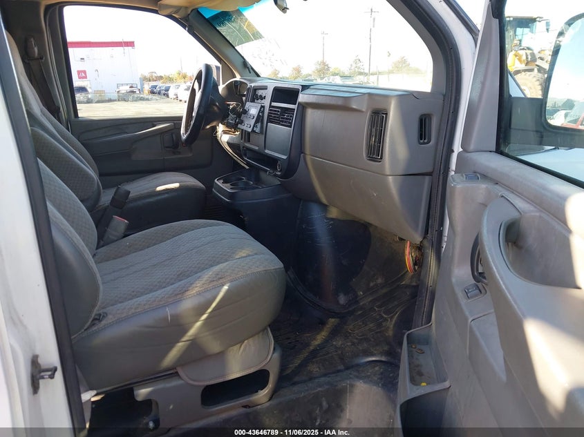 1GTGG25U431113367 2003 GMC SAVANA photo no. 5
