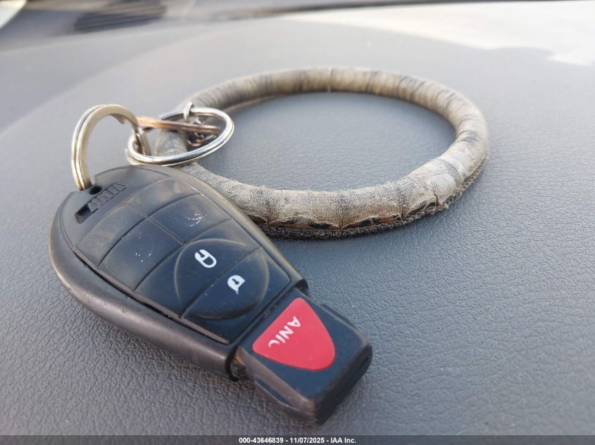 2008 Chrysler Town & Country Touring VIN: 2A8HR54PX8R790821 Lot: 43646839