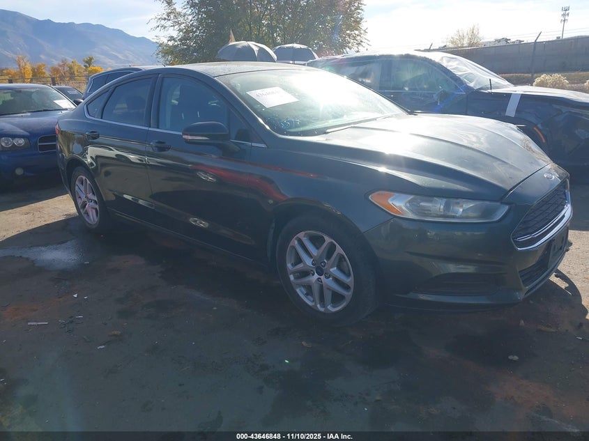 FORD FUSION SE