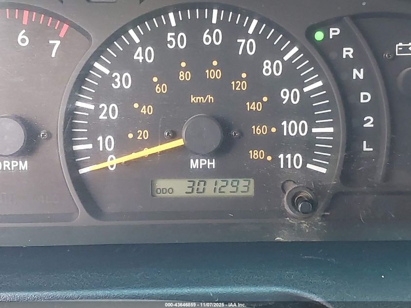 2000 Toyota Tundra Sr5 V8 VIN: 5TBBT4415YS118704 Lot: 43646859