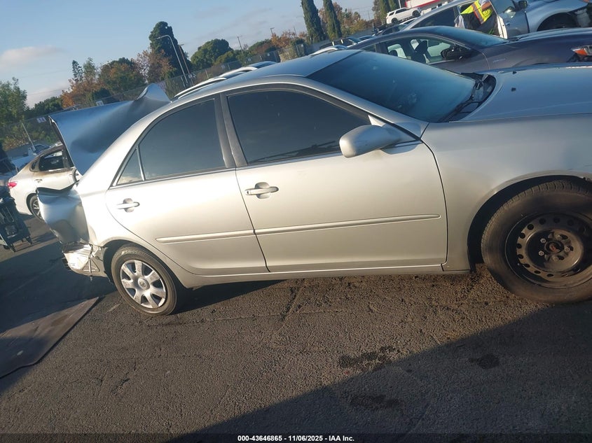 2004 Toyota Camry Le VIN: 4T1BE32KX4U296357 Lot: 43646865