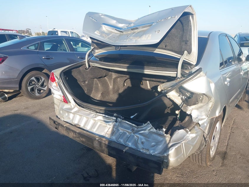 2004 Toyota Camry Le VIN: 4T1BE32KX4U296357 Lot: 43646865