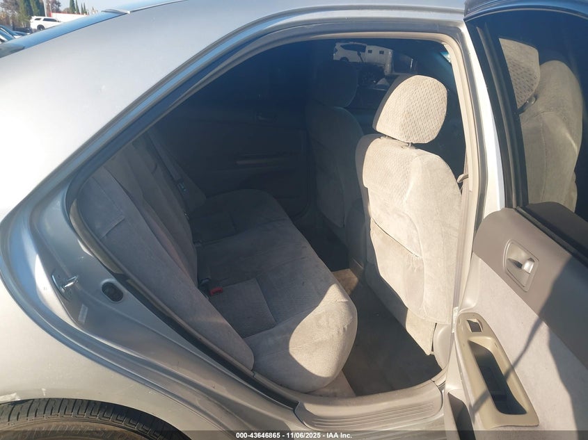 2004 Toyota Camry Le VIN: 4T1BE32KX4U296357 Lot: 43646865