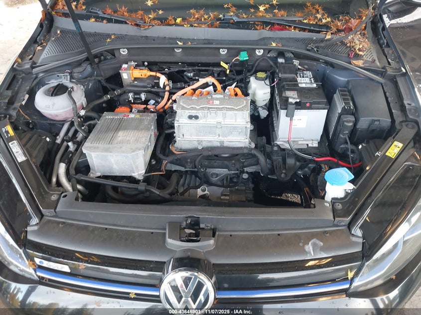 2017 VOLKSWAGEN E-GOLF SEL PREMIUM WVWPR7AU9HW950168