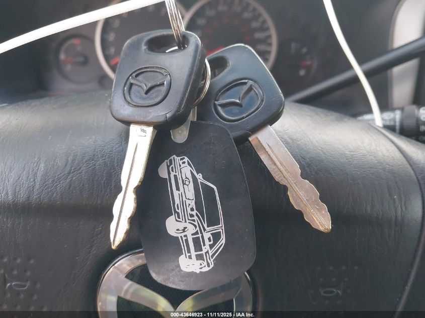 2004 Mazda Tribute Es V6 VIN: 4F2CZ96124KM17105 Lot: 43646923