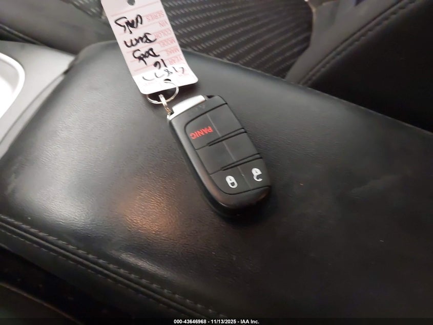 2019 Dodge Journey Se VIN: 3C4PDCBB9KT757813 Lot: 43646968