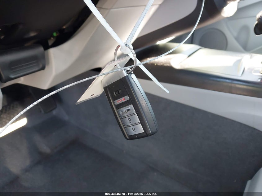 2017 Acura Rdx Advance Package VIN: 5J8TB4H71HL032452 Lot: 43646978