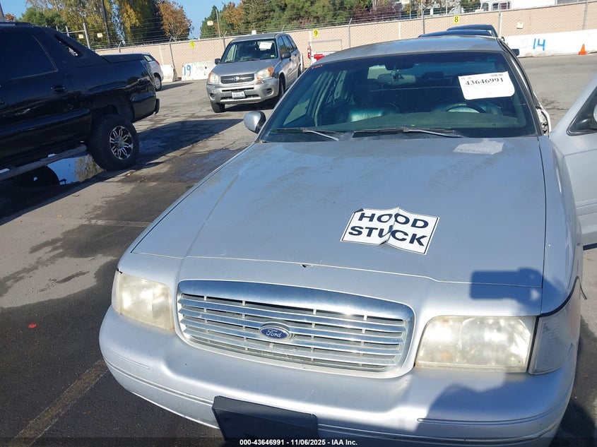 2003 Ford Crown Victoria Lx VIN: 2FAHP74W23X103633 Lot: 43646991