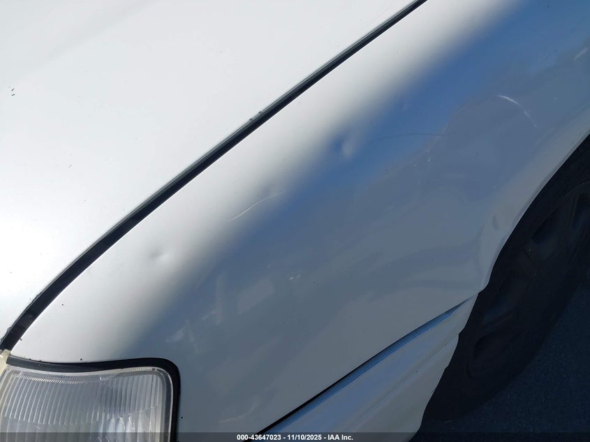 1996 Toyota Avalon Xl/Xls VIN: 4T1BF12B9TU120593 Lot: 43647023