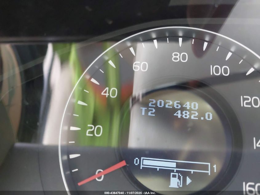 2008 Volvo V70 3.2 VIN: YV1BW982581054105 Lot: 43647040