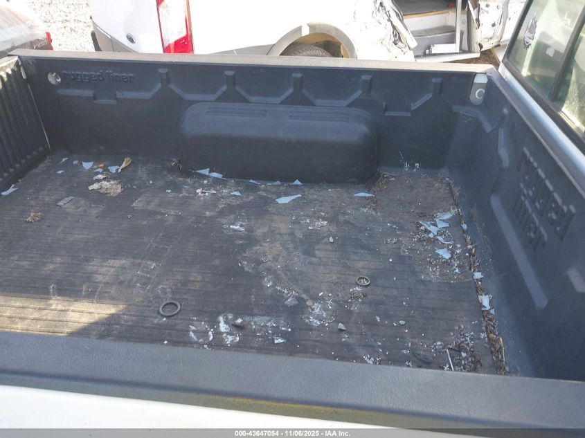 1994 Nissan Truck Xe VIN: 1N6SD11SXRC407223 Lot: 43647054