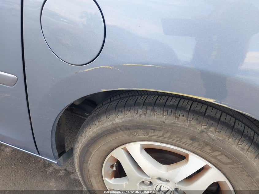 2007 Honda Odyssey Ex VIN: 5FNRL38447B029116 Lot: 43647070