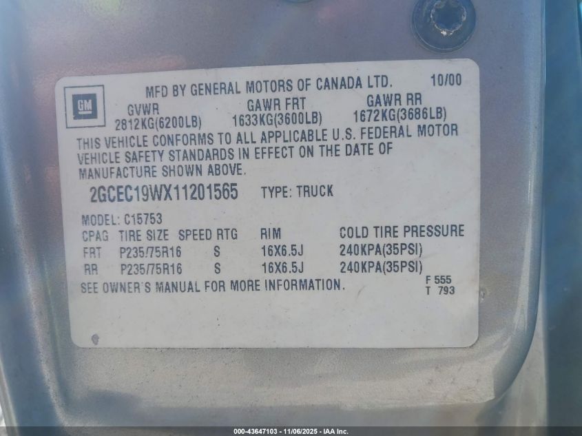 2001 Chevrolet Silverado 1500 VIN: 2GCEC19WX11201565 Lot: 43647103