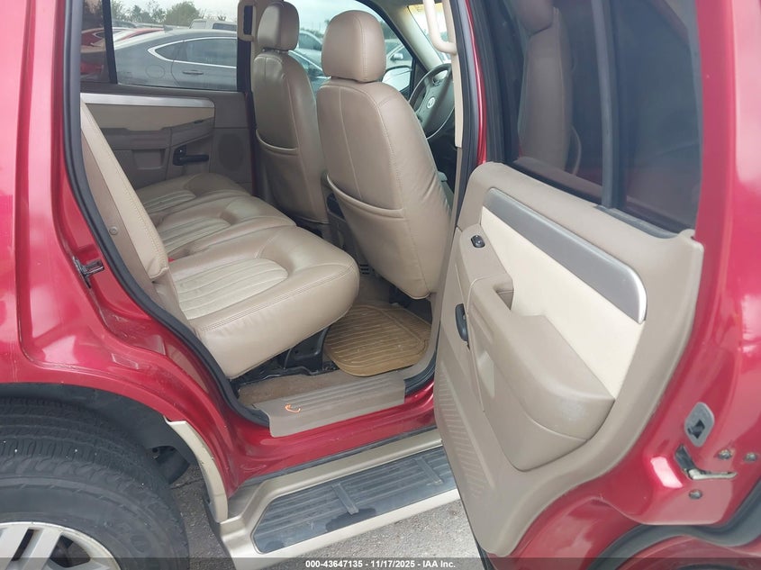 2005 Mercury Mountaineer VIN: 4M2ZU86K05UJ16411 Lot: 43647135