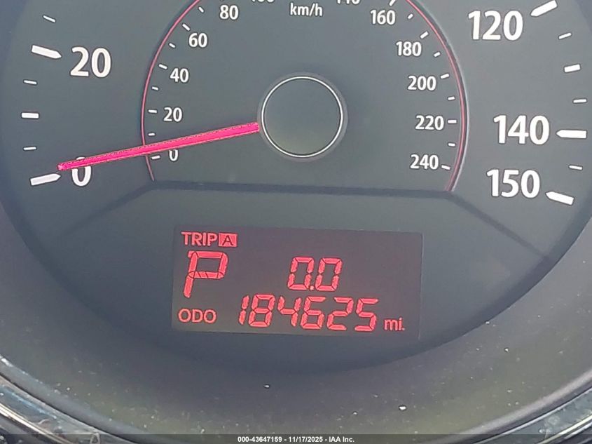 2011 Kia Sorento Lx VIN: 5XYKT3A19BG155524 Lot: 43647159