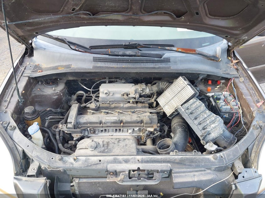 KNDJE724057128770 2005 KIA SPORTAGE photo no. 10