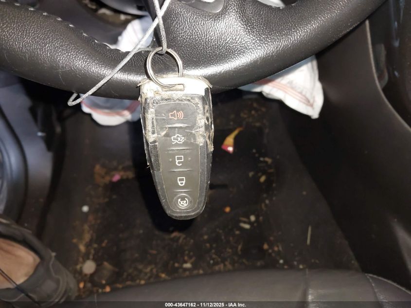 2015 Ford Focus Titanium VIN: 1FADP3J28FL294811 Lot: 43647162