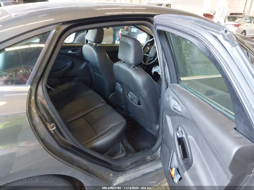 2015 Ford Focus Titanium VIN: 1FADP3J28FL294811 Lot: 43647162