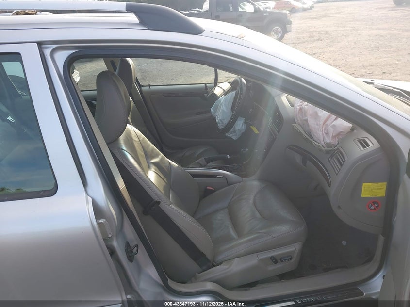 YV1SZ592951197486 2005 VOLVO XC70 photo no. 5