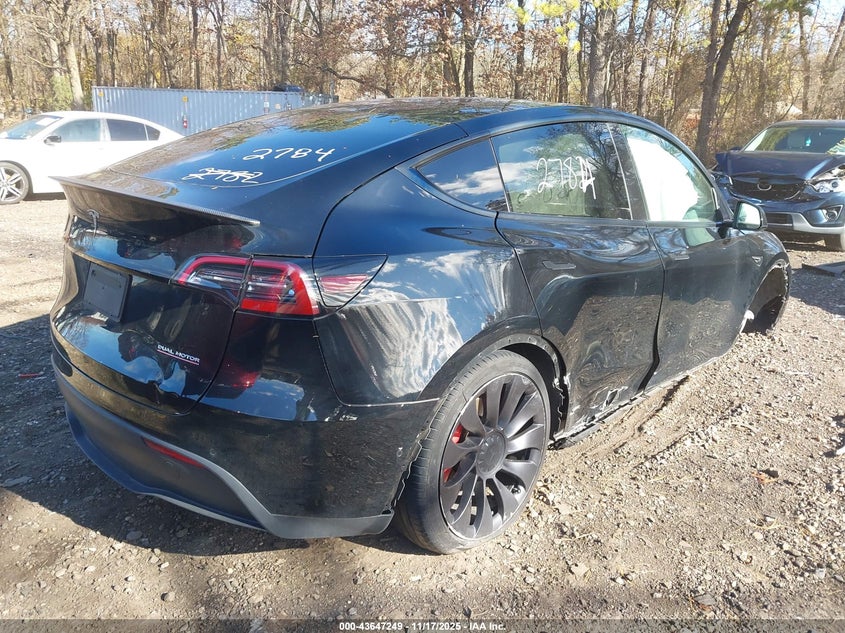 5YJYGDEF7MF230662 2021 TESLA MODEL Y photo no. 4