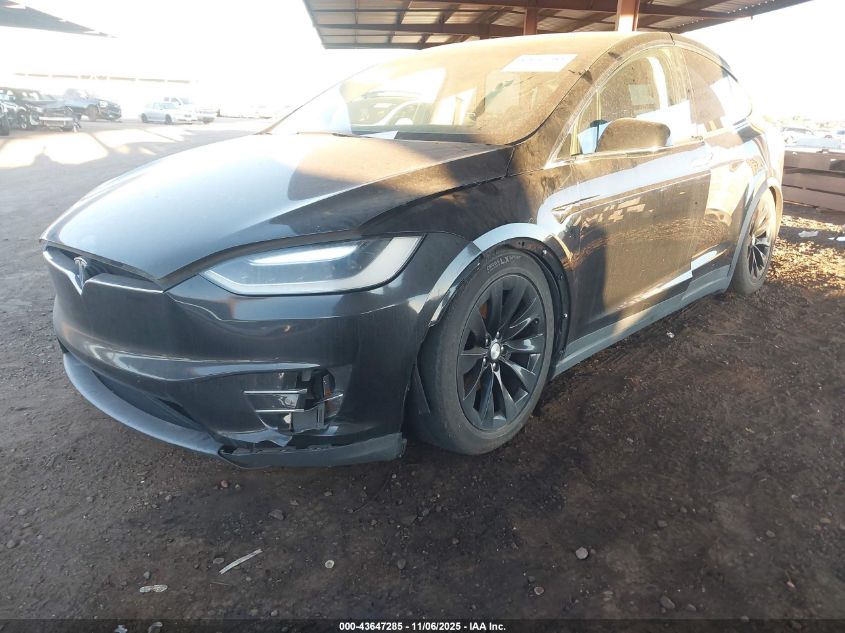 2016 Tesla Model X 60D/70D/75D/90D/P100D VIN: 5YJXCBE27GF027090 Lot: 43647285