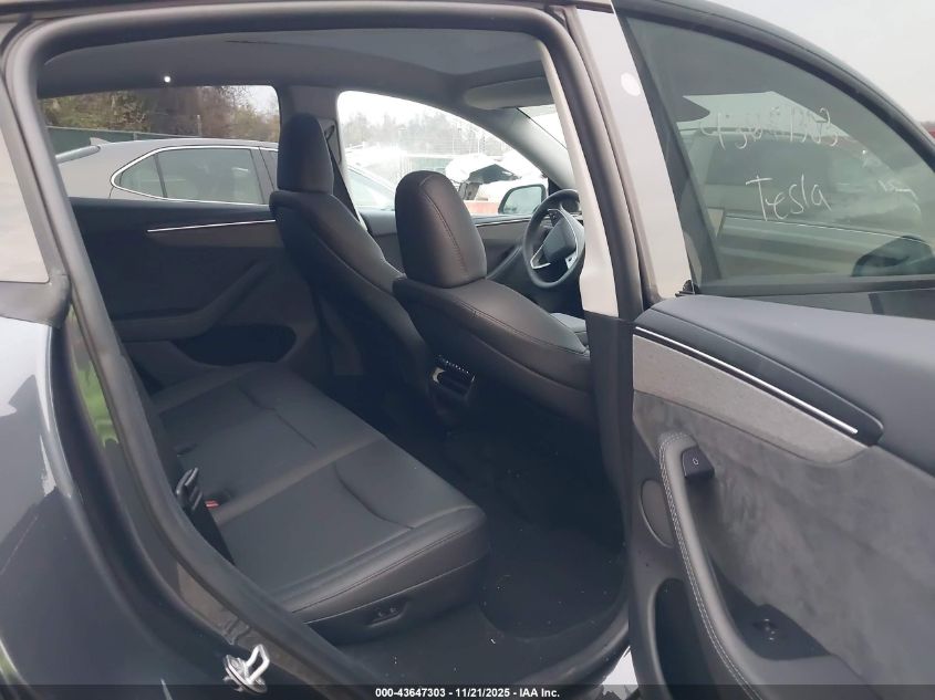 2026 Tesla Model Y Long Range Dual Motor All-Wheel Drive/Long Range Launch Series VIN: 7SAYGDEE3TA432453 Lot: 43647303