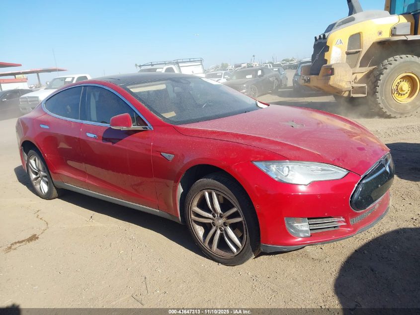 2015 Tesla Model S VIN: 5YJSA1H1XFFP75800 Lot: 43647313