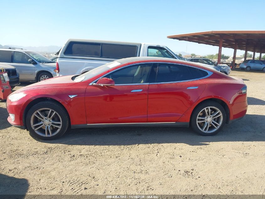 2015 Tesla Model S VIN: 5YJSA1H1XFFP75800 Lot: 43647313