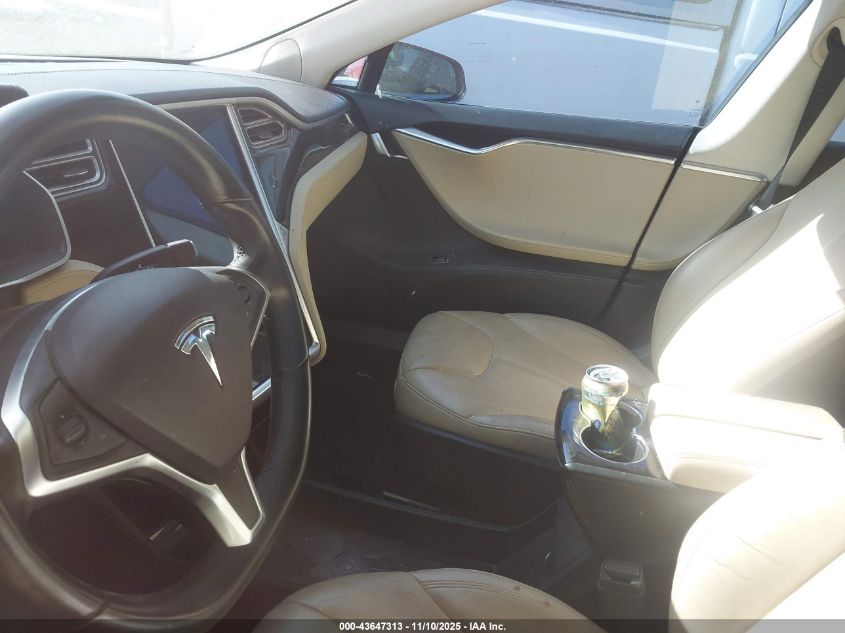 2015 Tesla Model S VIN: 5YJSA1H1XFFP75800 Lot: 43647313