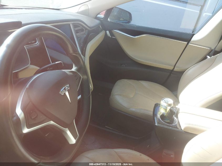 2015 Tesla Model S VIN: 5YJSA1H1XFFP75800 Lot: 43647313