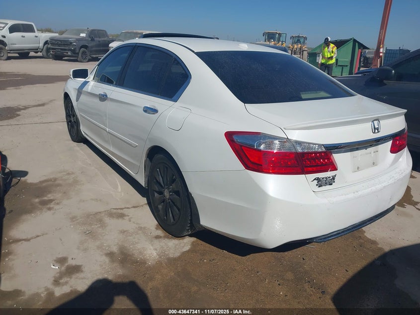 1HGCR2F83EA097659 2014 HONDA ACCORD photo no. 3