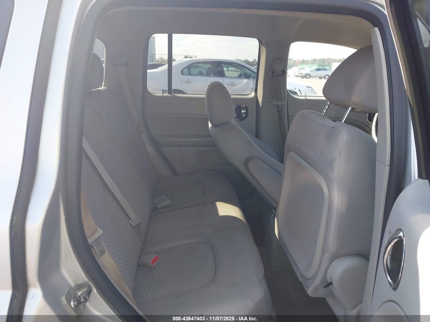 2009 Chevrolet Hhr Ls VIN: 3GNCA13B09S621488 Lot: 43647403