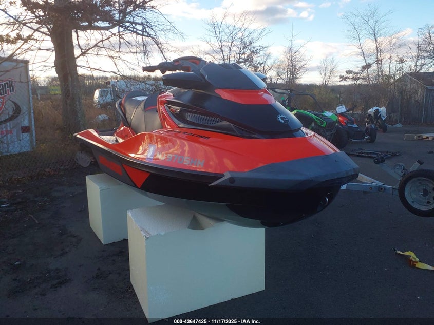 2017 SEA DOO RXT-300