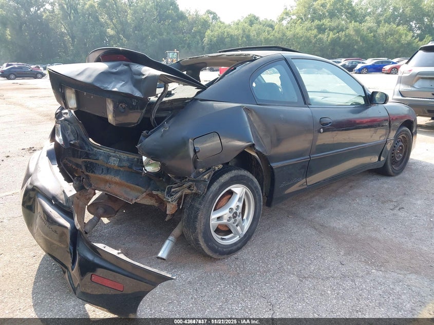 1G2JB12F537228839 2003 PONTIAC SUNFIRE photo no. 4