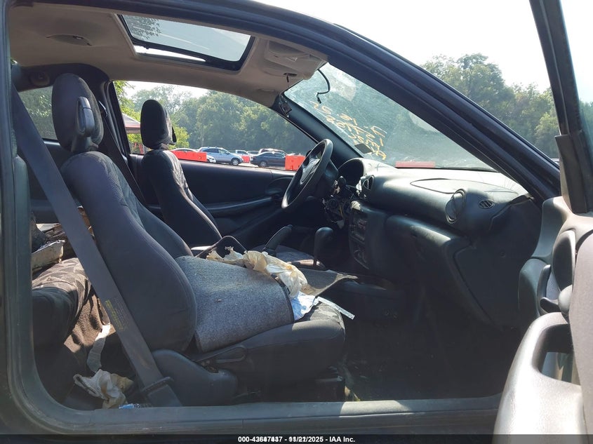 1G2JB12F537228839 2003 PONTIAC SUNFIRE photo no. 5