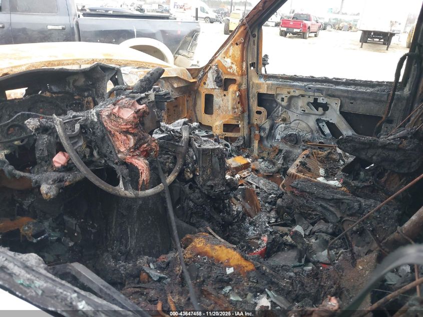 2023 Chevrolet Express Cutaway Work Van VIN: 1GB0GRFP8P1105320 Lot: 43647458