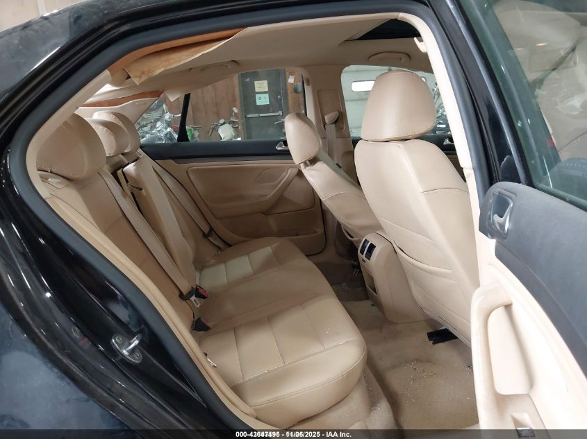 2007 Volkswagen Jetta Wolfsburg Edition VIN: 3VWEG71K27M071506 Lot: 43647495