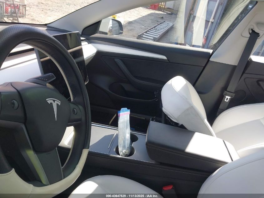 2022 Tesla Model 3 Long Range Dual Motor All-Wheel Drive VIN: 5YJ3E1EB7NF309889 Lot: 43647529