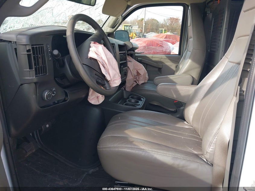 2024 CHEVROLET EXPRESS CARGO RWD 2500 REGULAR WHEELBASE WT - 1GCWGAFPXR1248280